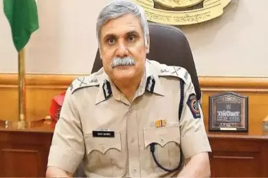 एनएसई फोन टैपिंग मामला : सीबीआई ने मुंबई के पूर्व पुलिस प्रमुख को किया गिरफ्तार