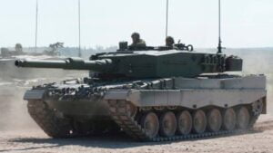 Canada will give 4 Leopard battle tanks to Ukraine, Defense Minister announced