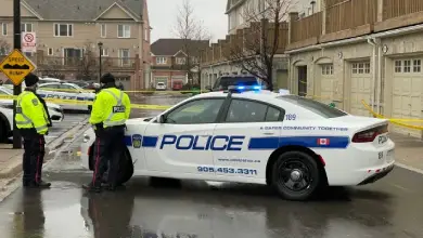 Unprovoked knife attack in Mississauga, injured in critical condition