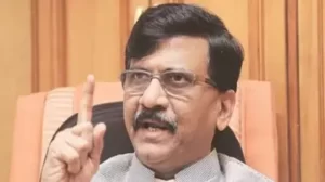 Shiv Sena's name and election symbol were bargained for 2000 crores, Sanjay Raut's big allegation on Shinde