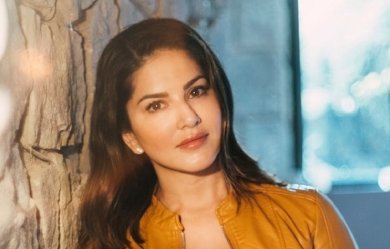 'Splitsvilla X4': Sunny Leone motivates the contestants, shares her story