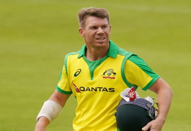 Warner wants to play cricket till 2024