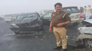 25 vehicles collided with each other on the Delhi-Meerut Expressway, a huge jam on the entire highway