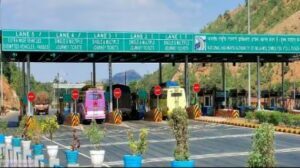 Traveling from expressway to NH in India has become expensive, will have to pay more toll tax from tomorrow