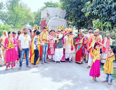 Shrimad Bhagwat Katha Gyan Yagya started, Kalash Yatra taken out, Katha will be organized continuously till April 4