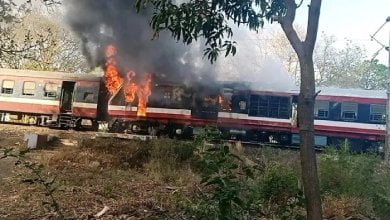 Fierce fire in Ratlam-Indore DEMU train, 2 coaches burnt to ashes, engine also gutted