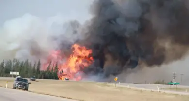 100 wildfires in canada