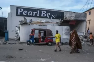 Mogadishu hotel attack kills 9