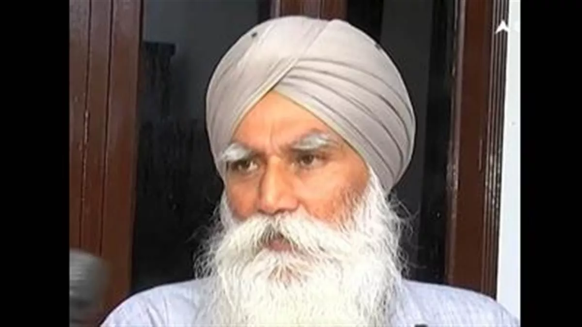 Amritpal's father stopped at Amritsar airport, sent back home after questioning