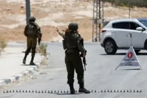 Israeli-soldiers-firing-in-West-Bank